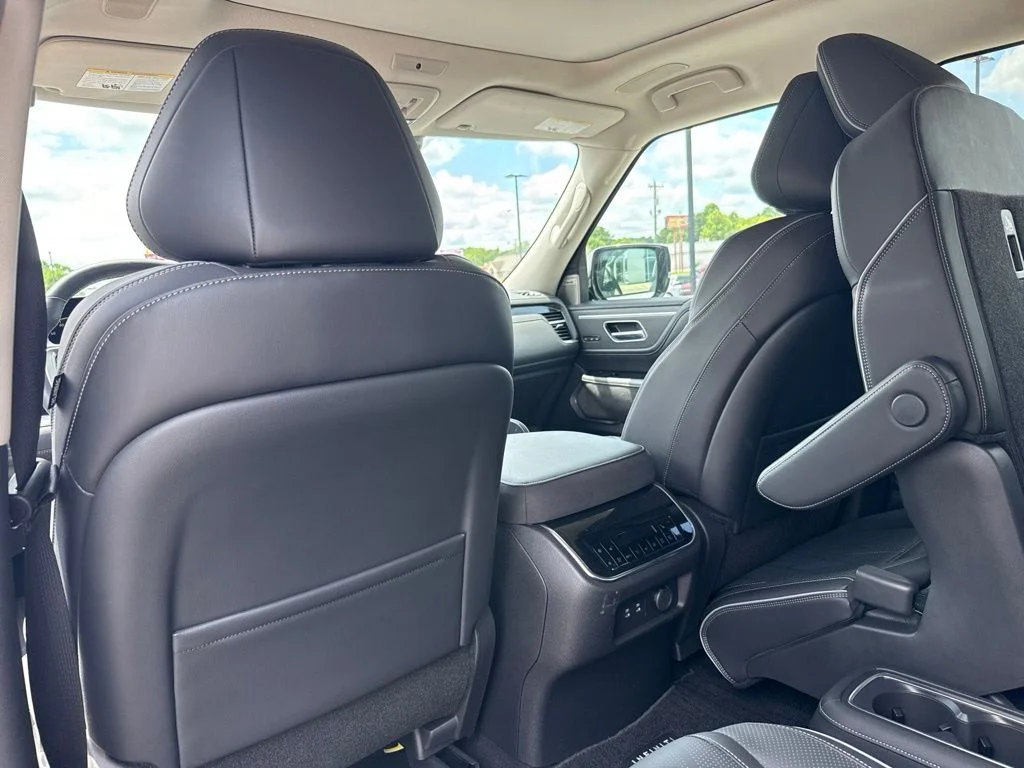 2025 INFINITI QX80 Sensory 4WD - Photo 28