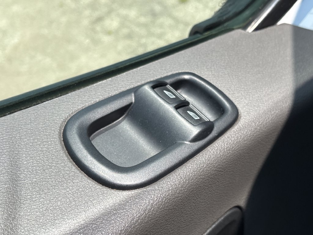 2023 Ford Transit Passenger Van XLT - Photo 21