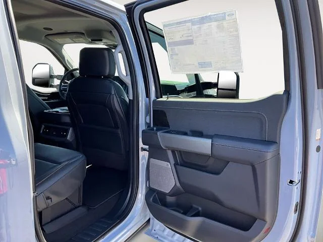 New 2026 Glacier Gray Metallic Tri-Coat Ford F-350® Lariat® image 34