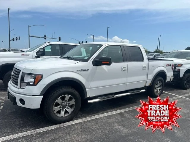 Used 2012  Ford XL image 1