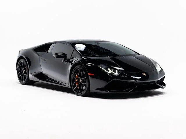 Used 2018 Black Lamborghini  image 6