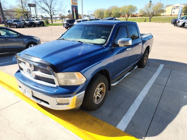 Used 2009 Blue Dodge SLT image 2