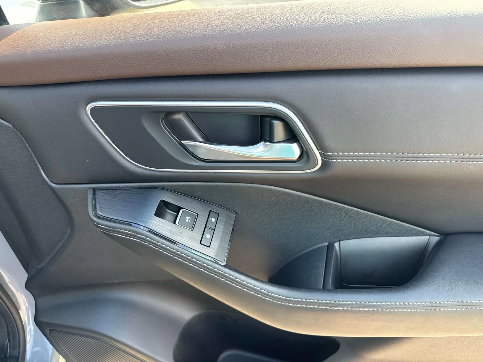 2023 Nissan Rogue Platinum - Photo 15