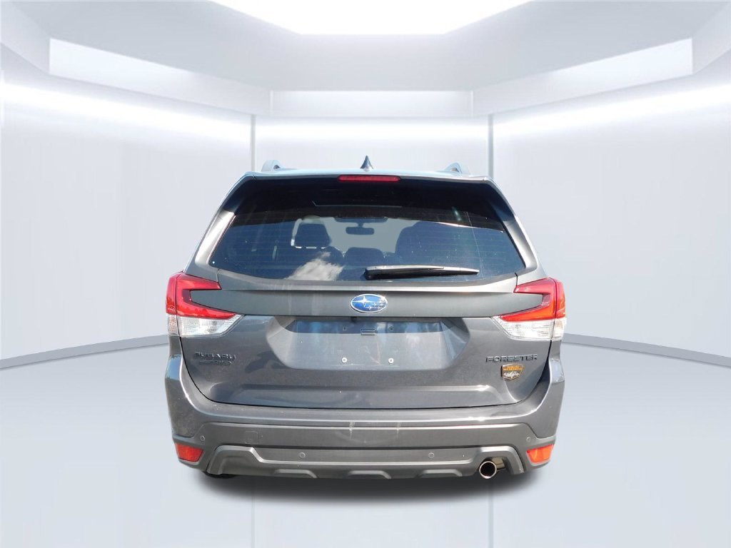 Used 2024 Gray Metallic Subaru Wilderness image 4