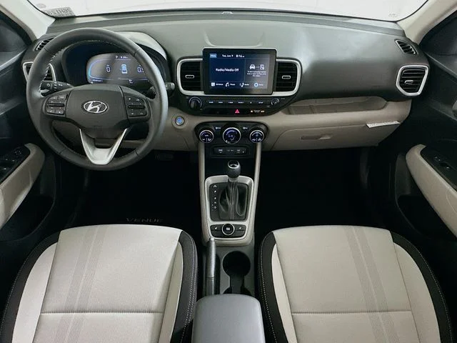 New 2026 Silver Hyundai SEL image 13
