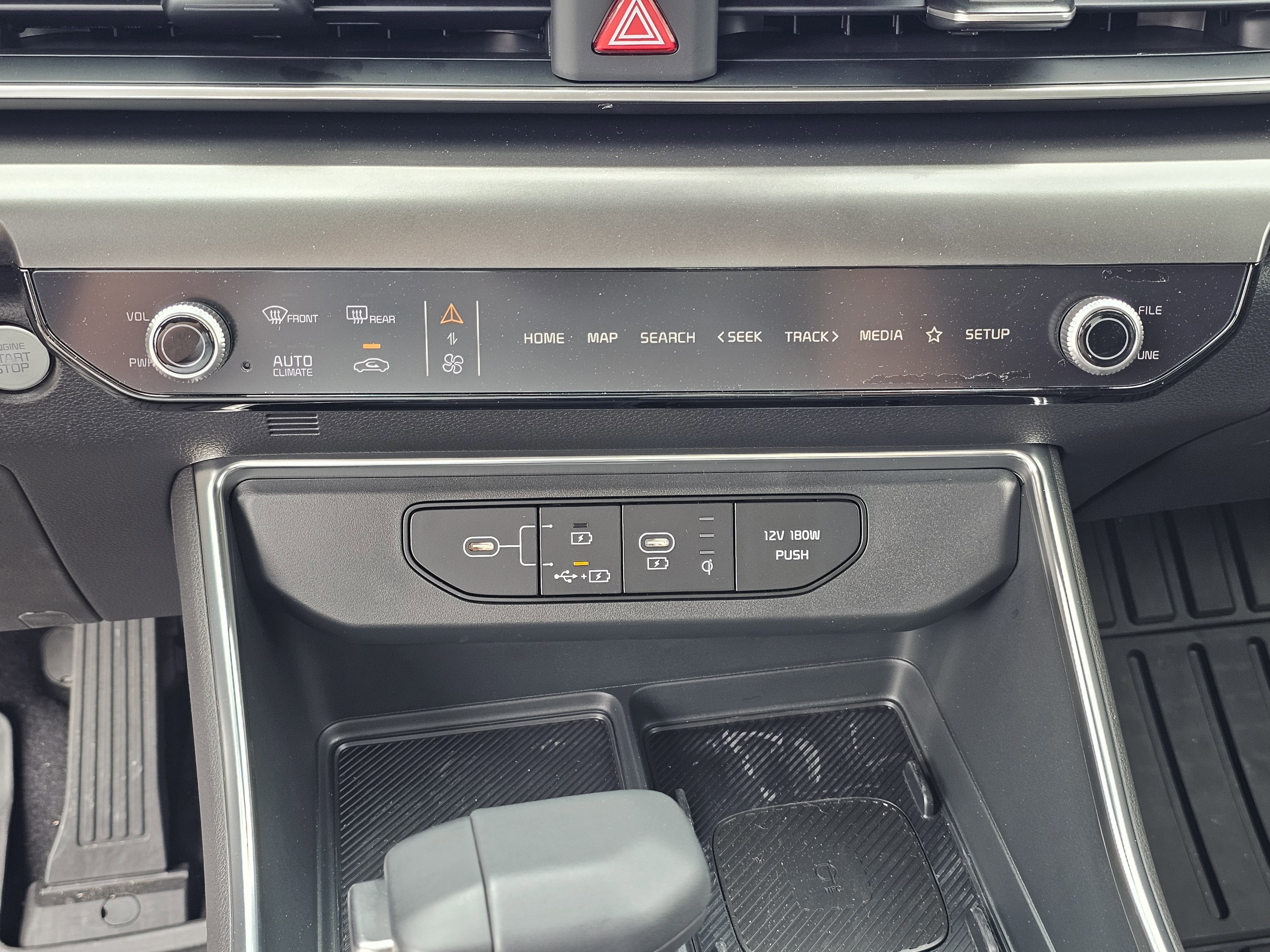 2026 Kia Carnival SX - Photo 28