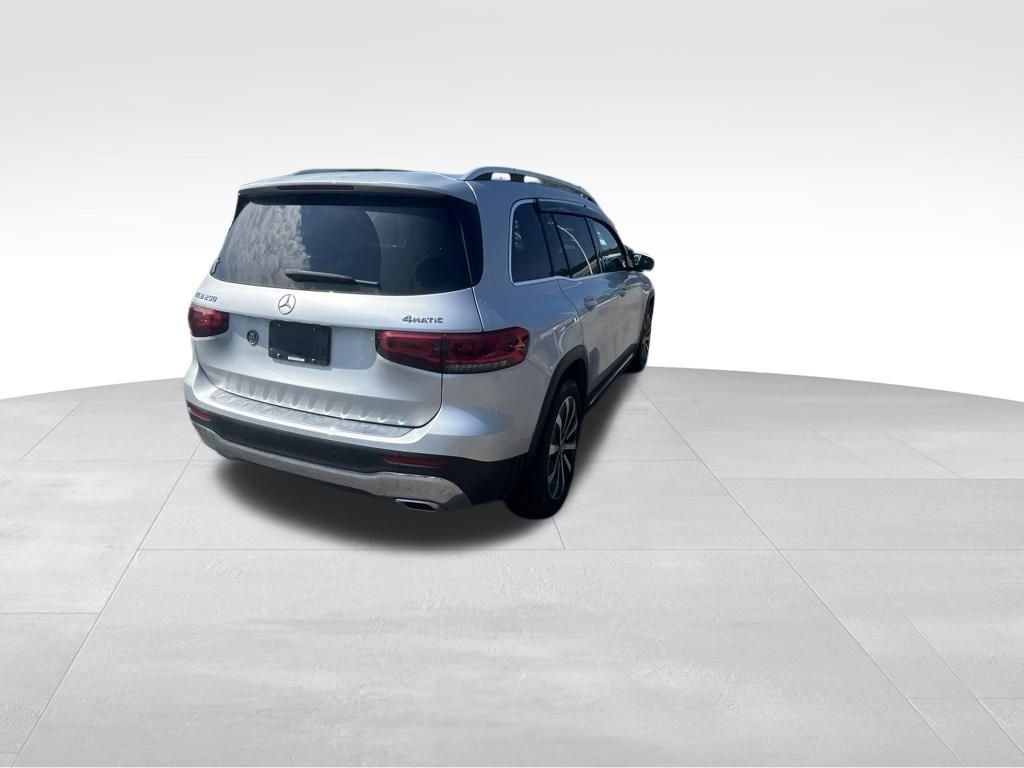 Used 2020 Silver Mercedes-Benz GLB 250 image 12