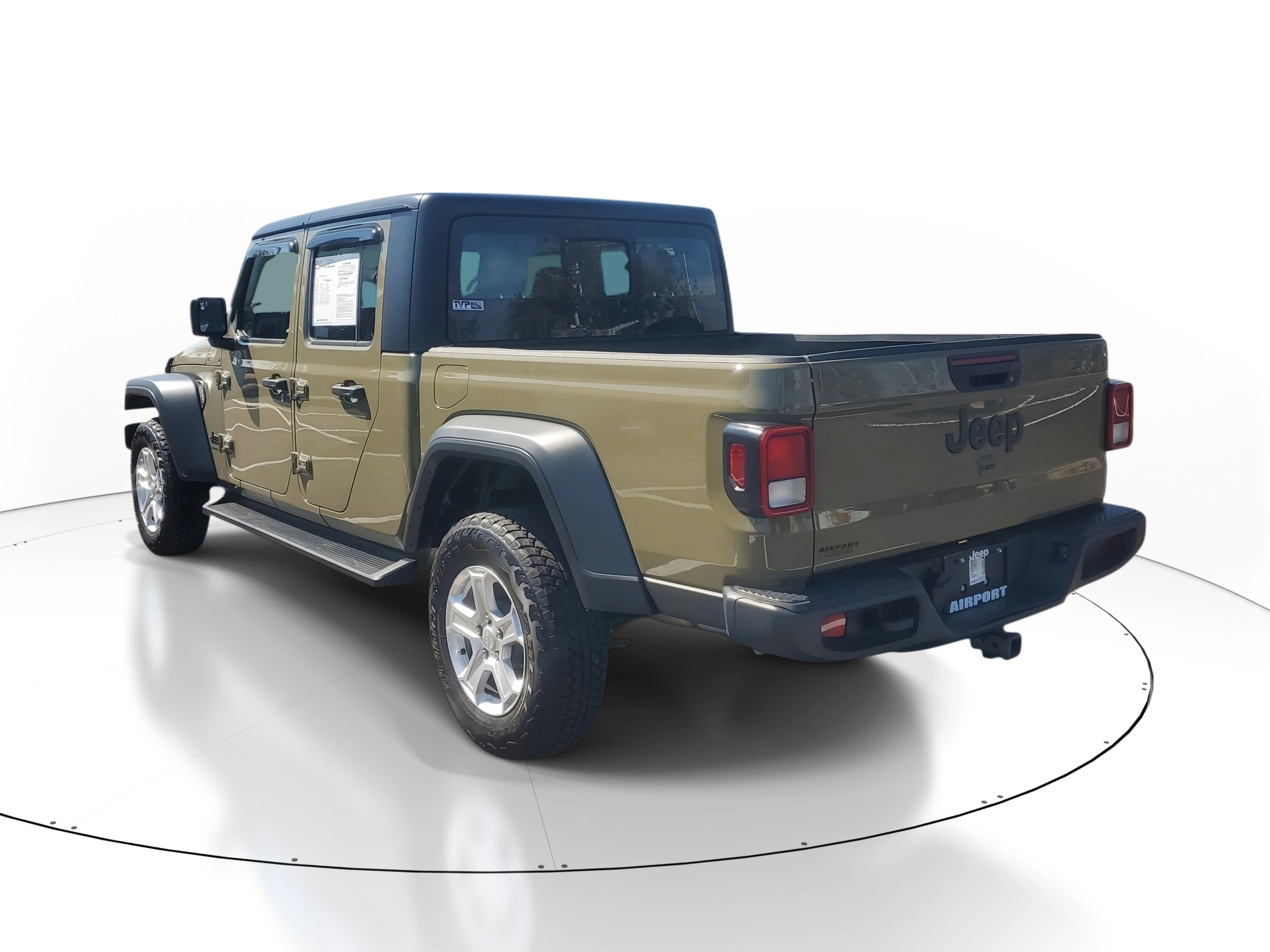Used 2025 41 Jeep Sport image 4