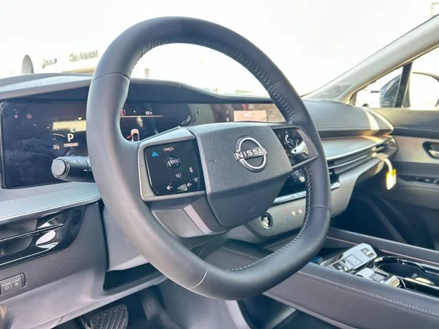 New 2026 Super Black Nissan Platinum image 33