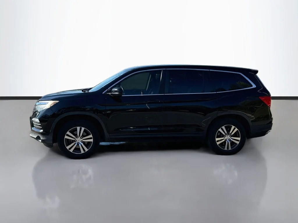 Used 2016 Crystal Black Pearl Honda EX-L image 4