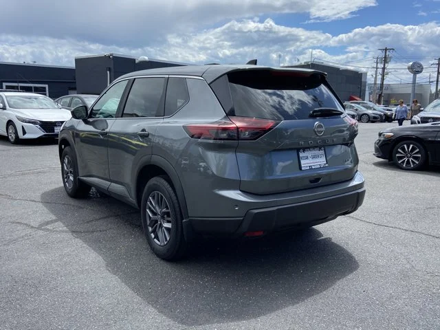 2025 Nissan Rogue S - Photo 6