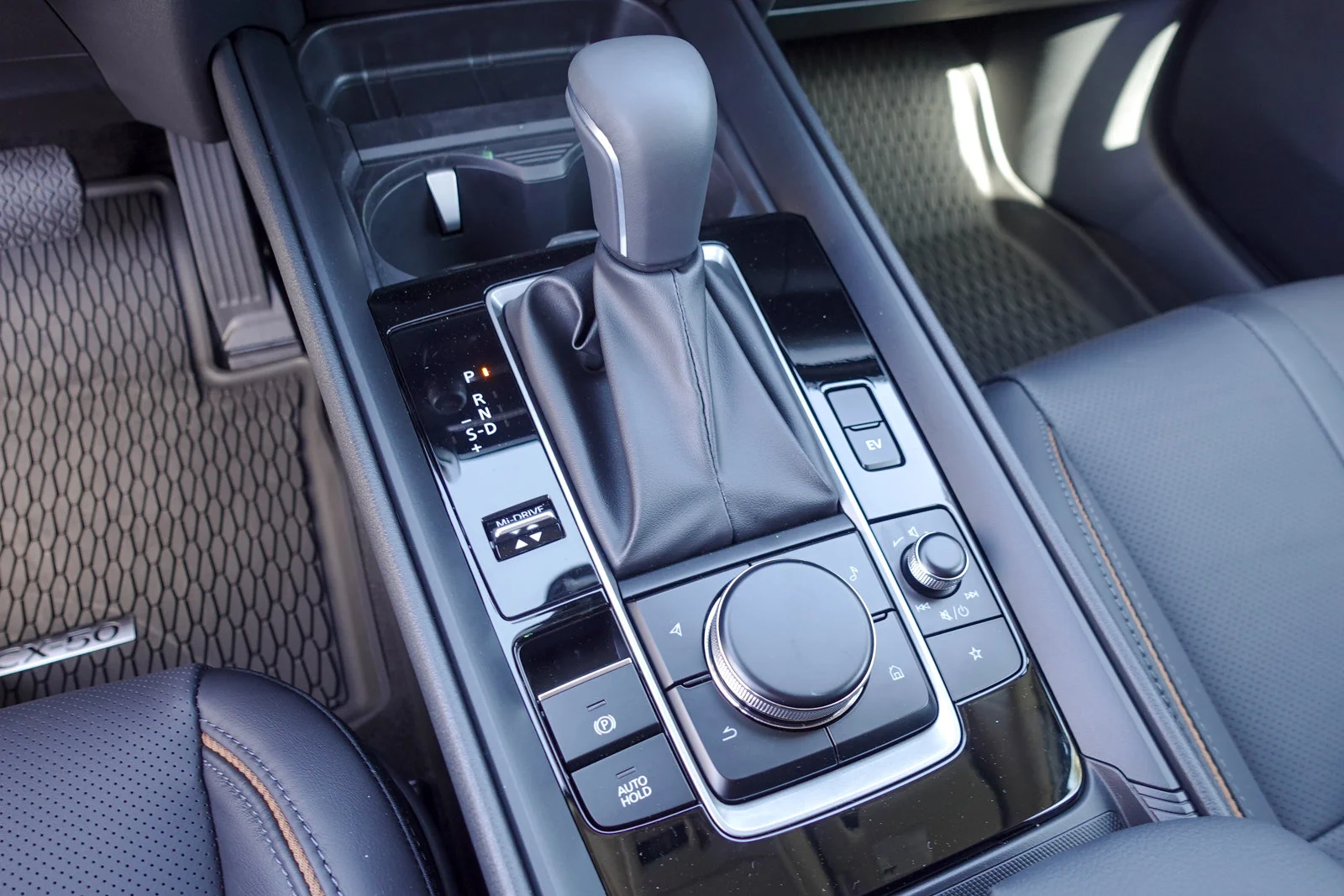 New 2026 Jet Black Mica Mazda Premium image 23