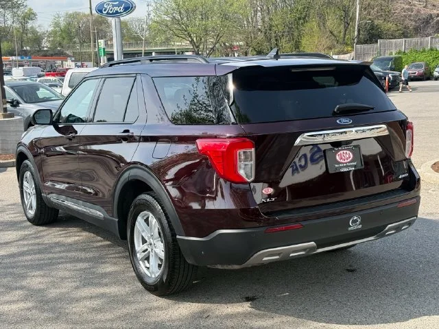 Used 2022 Red Ford XLT image 10