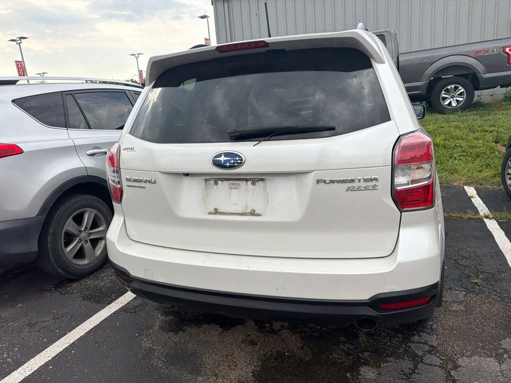 Used 2015 White Subaru 2.5i Limited image 7