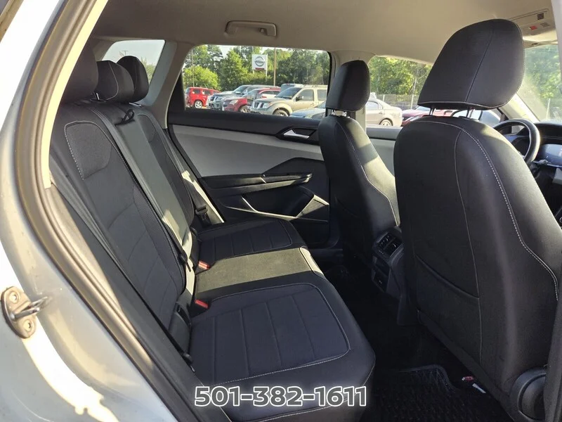 Used 2023 Pure White Volkswagen SE FWD image 16