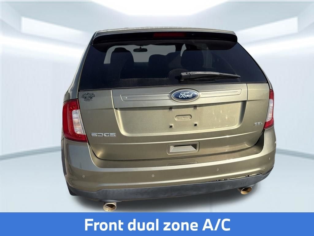 Used 2013  Ford SEL image 14