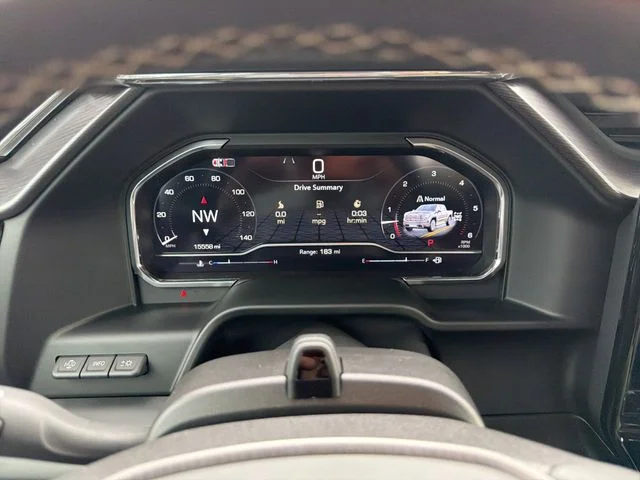 Used 2025 Gray GMC Denali Ultimate image 31