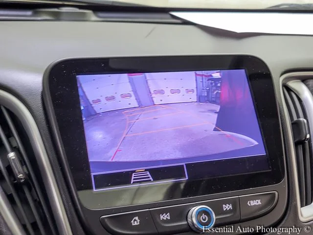 Used 2022 Black Chevrolet LT image 16