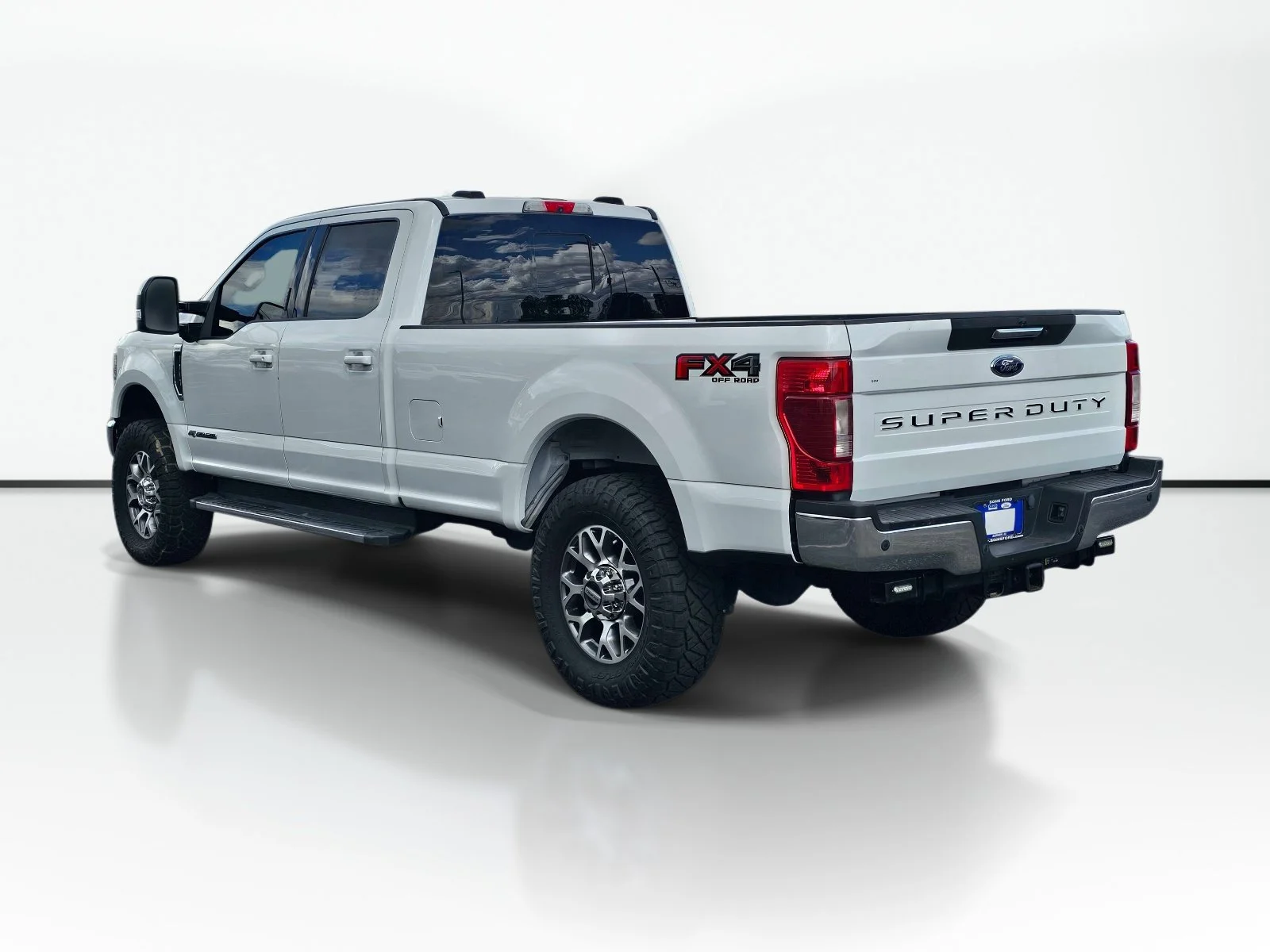 Used 2022 Oxford White Ford LARIAT image 7