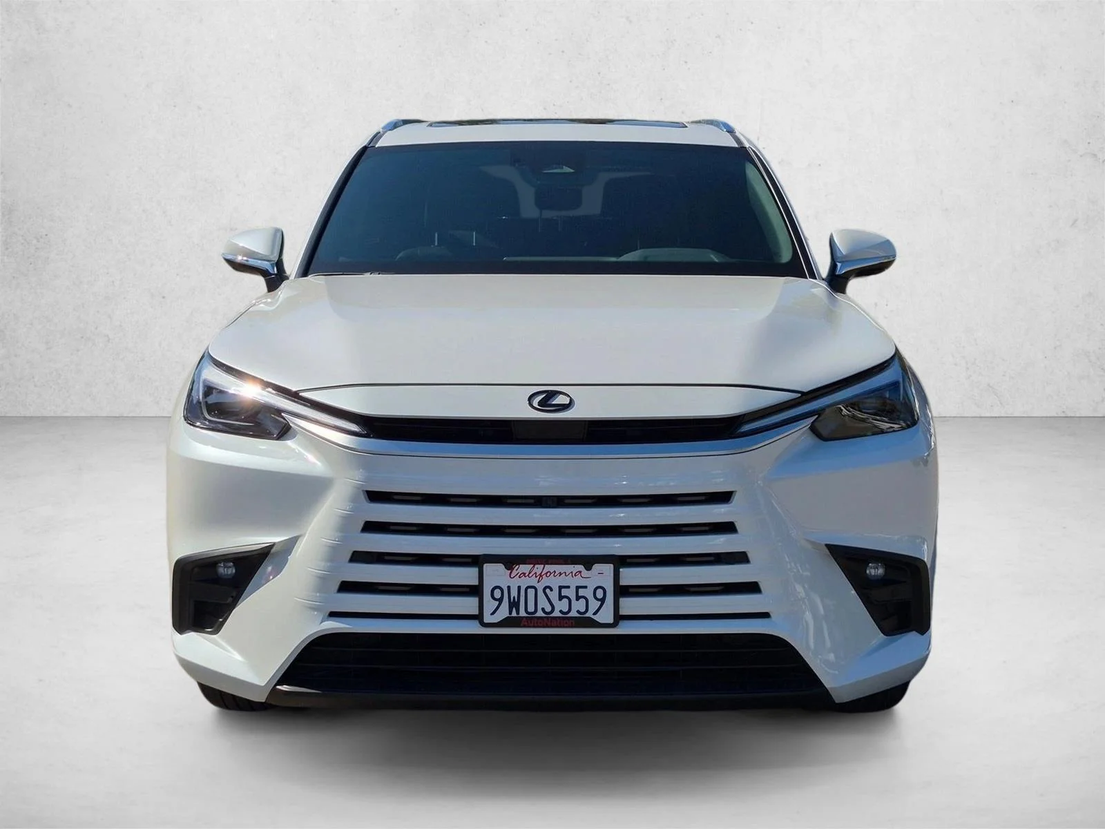 Certified Used 2026 Wind Chill Pearl Lexus PREMIUM image 2