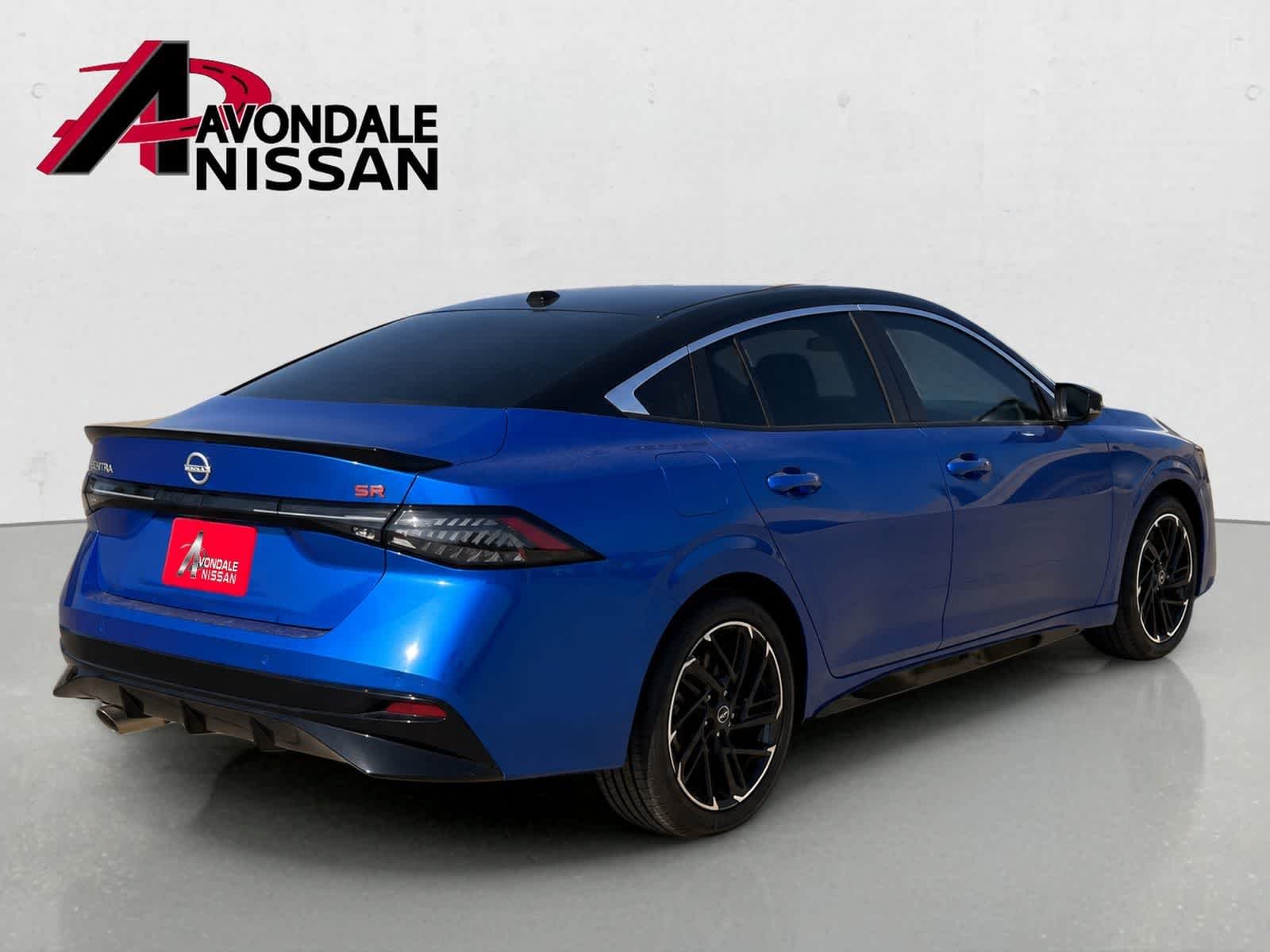 Nueva imagen del Nissan SR 2026 en dos tonos: Bluestone Pearl y Super Black 8