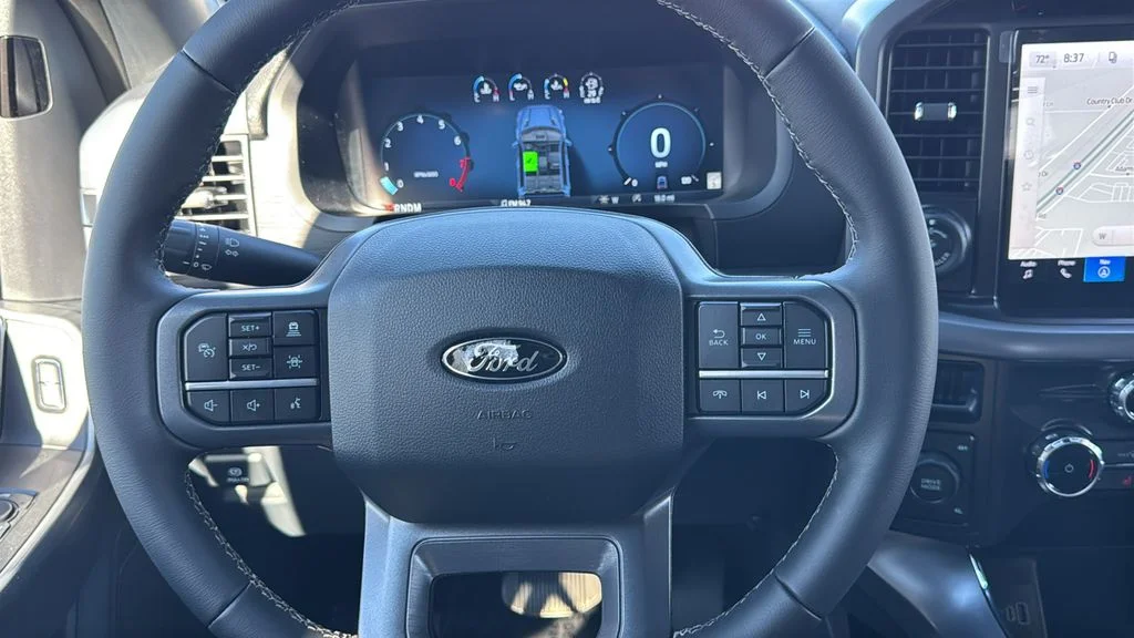 New 2026 Oxford White Ford XLT image 11
