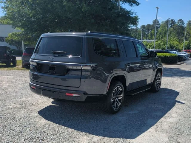 New 2026 Baltic-Gray Metallic Clear-Coat Exterior Paint Jeep  image 5