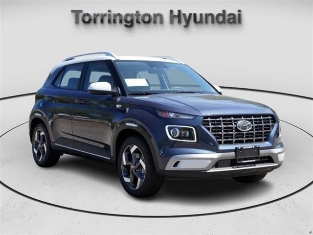 2025 Hyundai Venue Limited IVT's photo