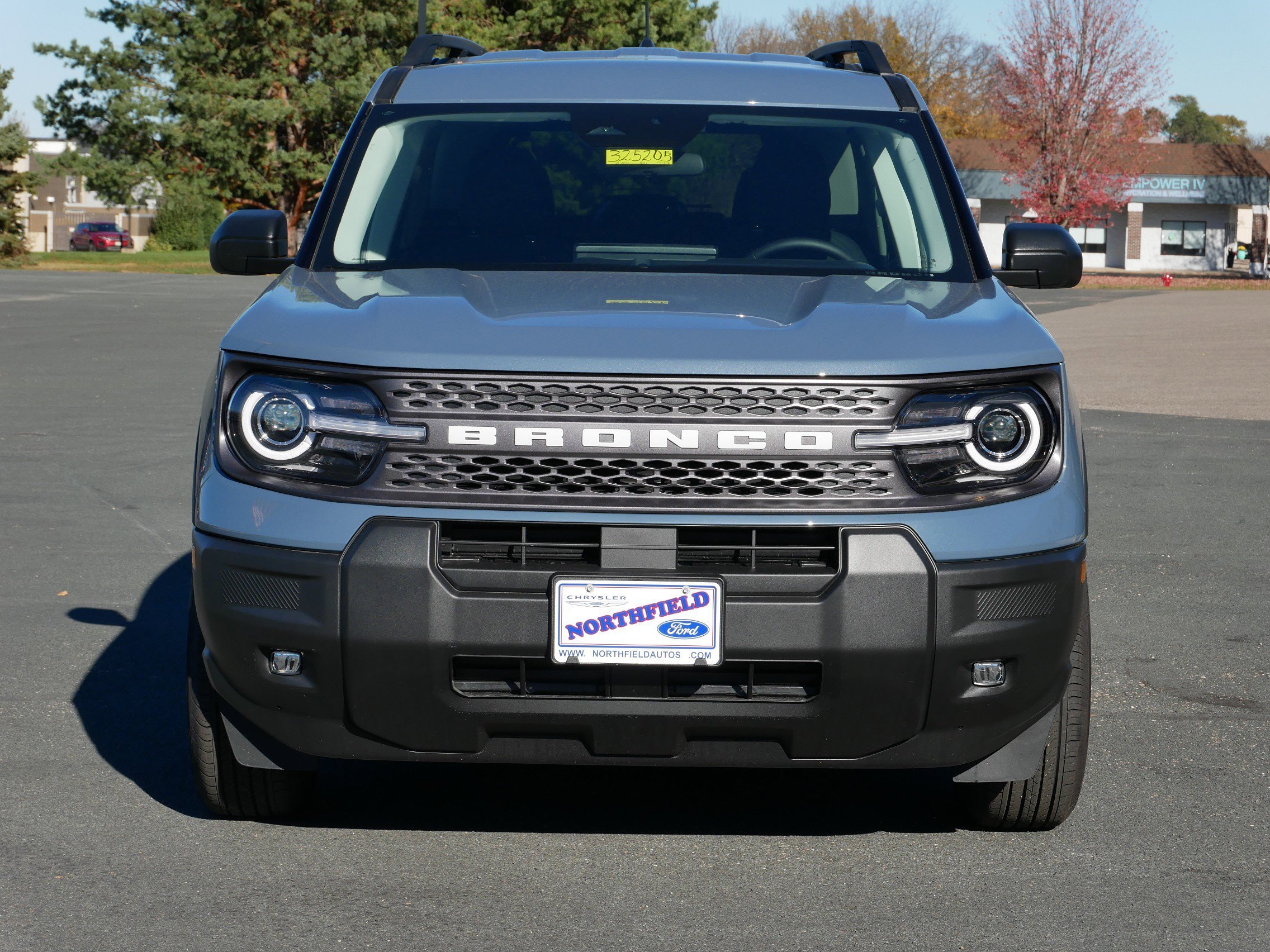 View vehicle photo 3