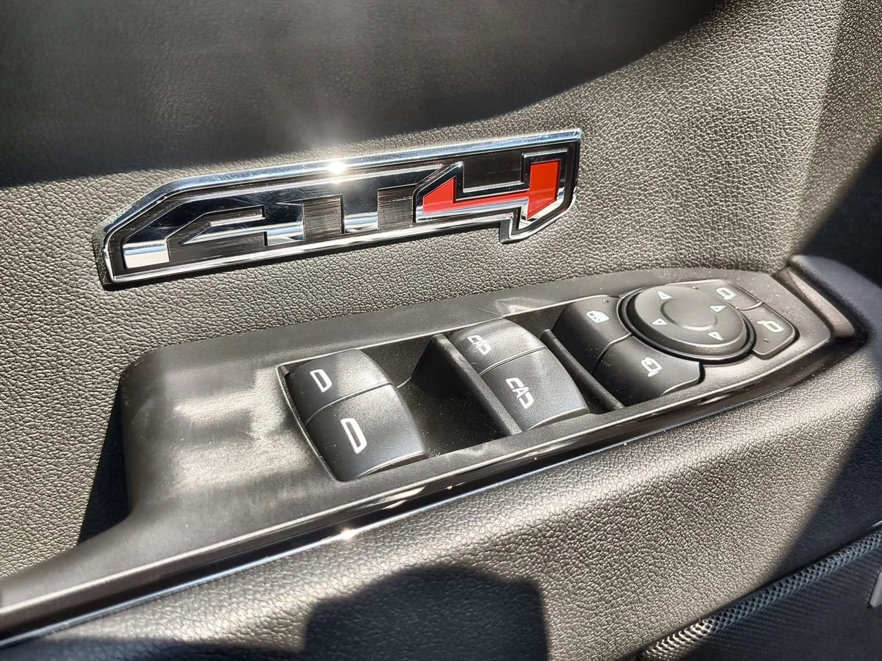 New 2026 Sterling Metallic GMC AT4 image 24