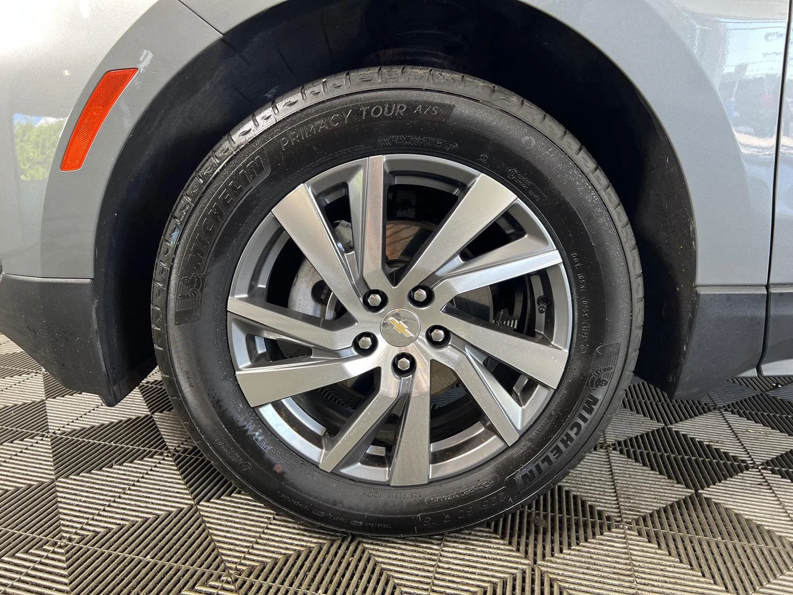 Used 2024 Sterling Gray Metallic Chevrolet LT image 30