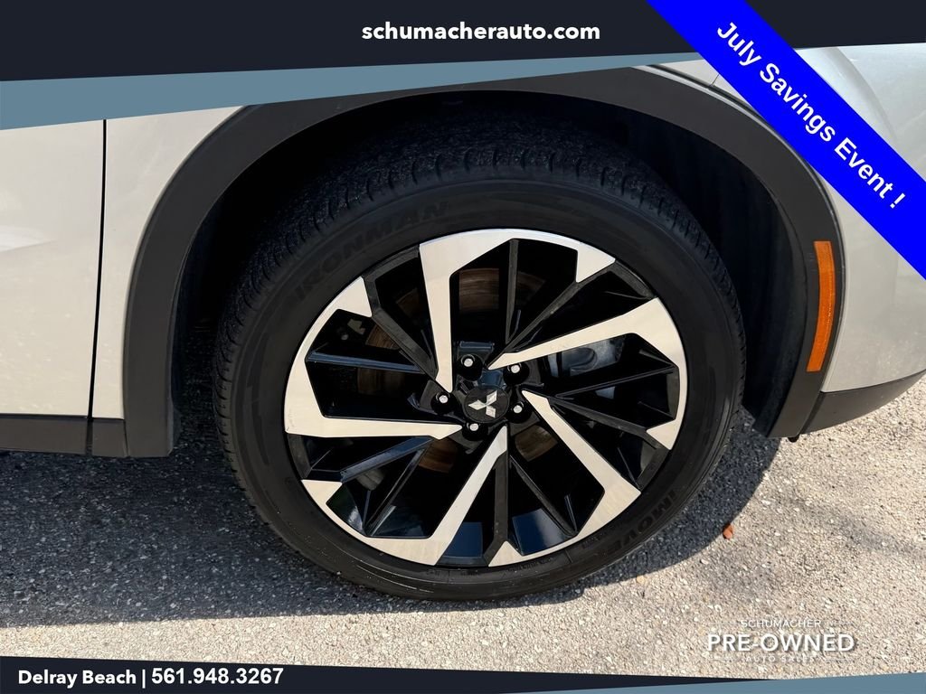 Used 2024  Mitsubishi  image 19