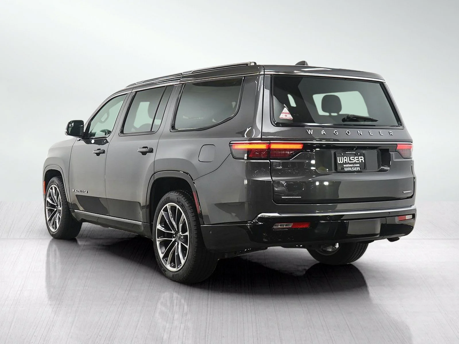 Used 2022 Baltic Gray Metallic Clearcoat Jeep Series III image 3