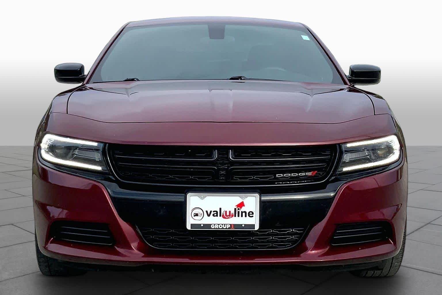 Used 2019 Octane Red Pearlcoat Dodge SXT image 4