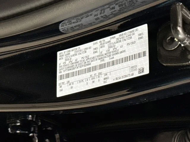 New 2026 Agate Black Metallic Ford F-250® Lariat® image 34