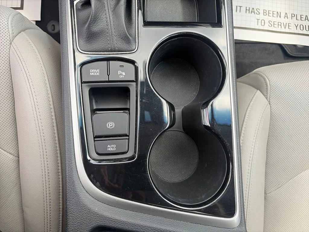Used 2019 White Hyundai Limited image 34