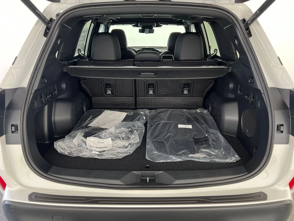 New 2026 CRYSTAL WHITE PEARL Subaru Touring image 25