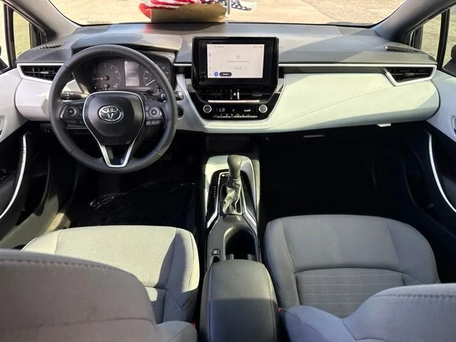Used 2025  Toyota SE image 23