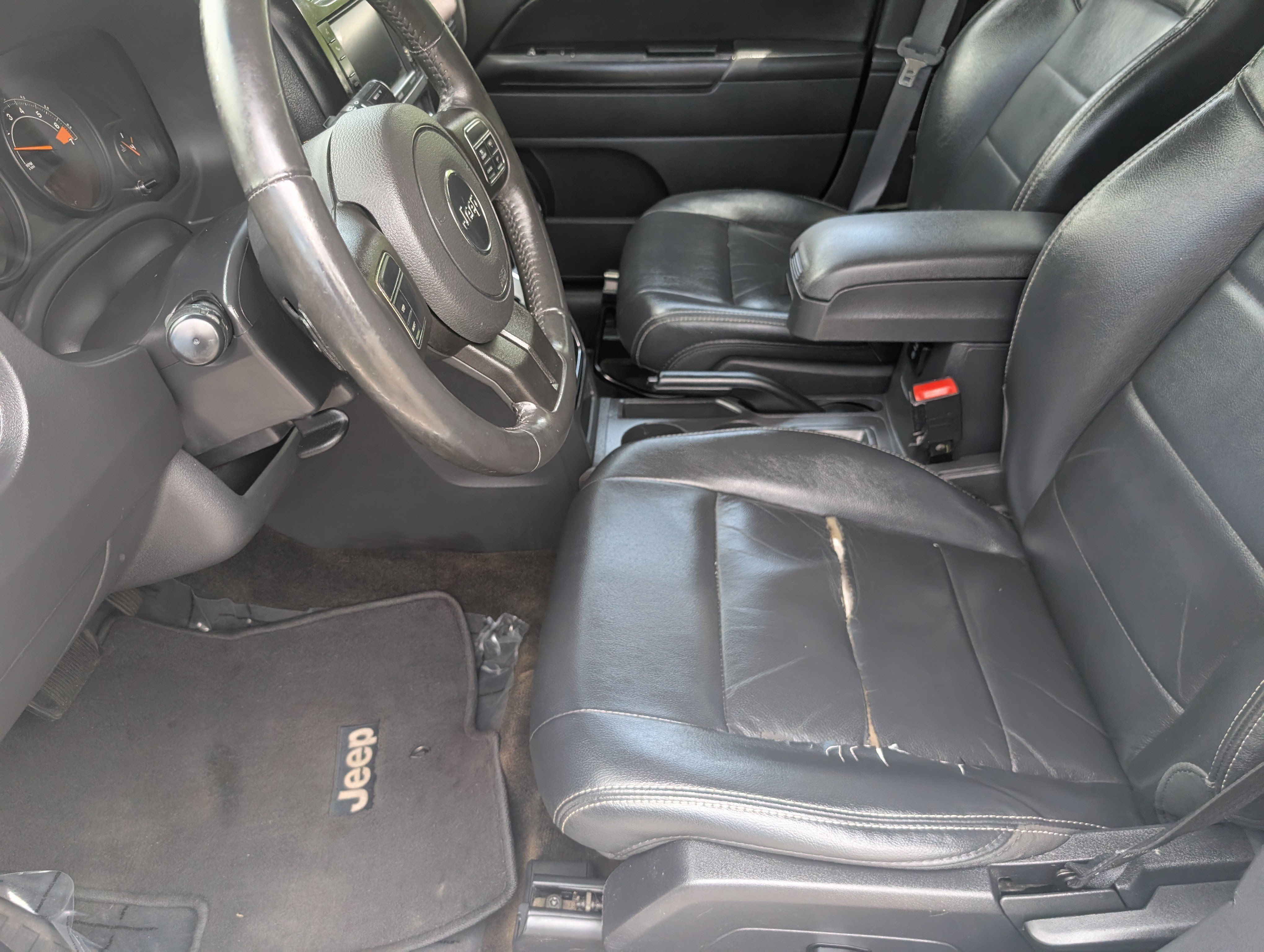 Used 2016 Bright White Clearcoat Jeep High Altitude Edition image 9