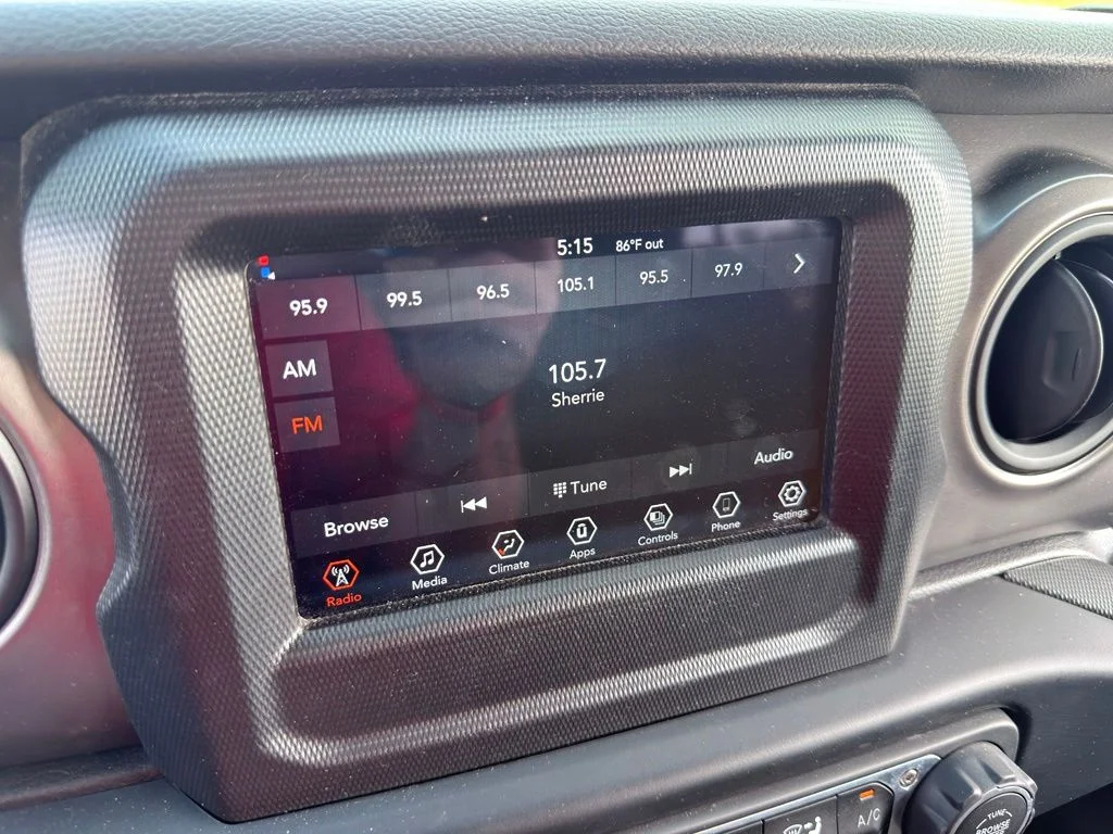 Used 2022 Gray Jeep Willys image 38