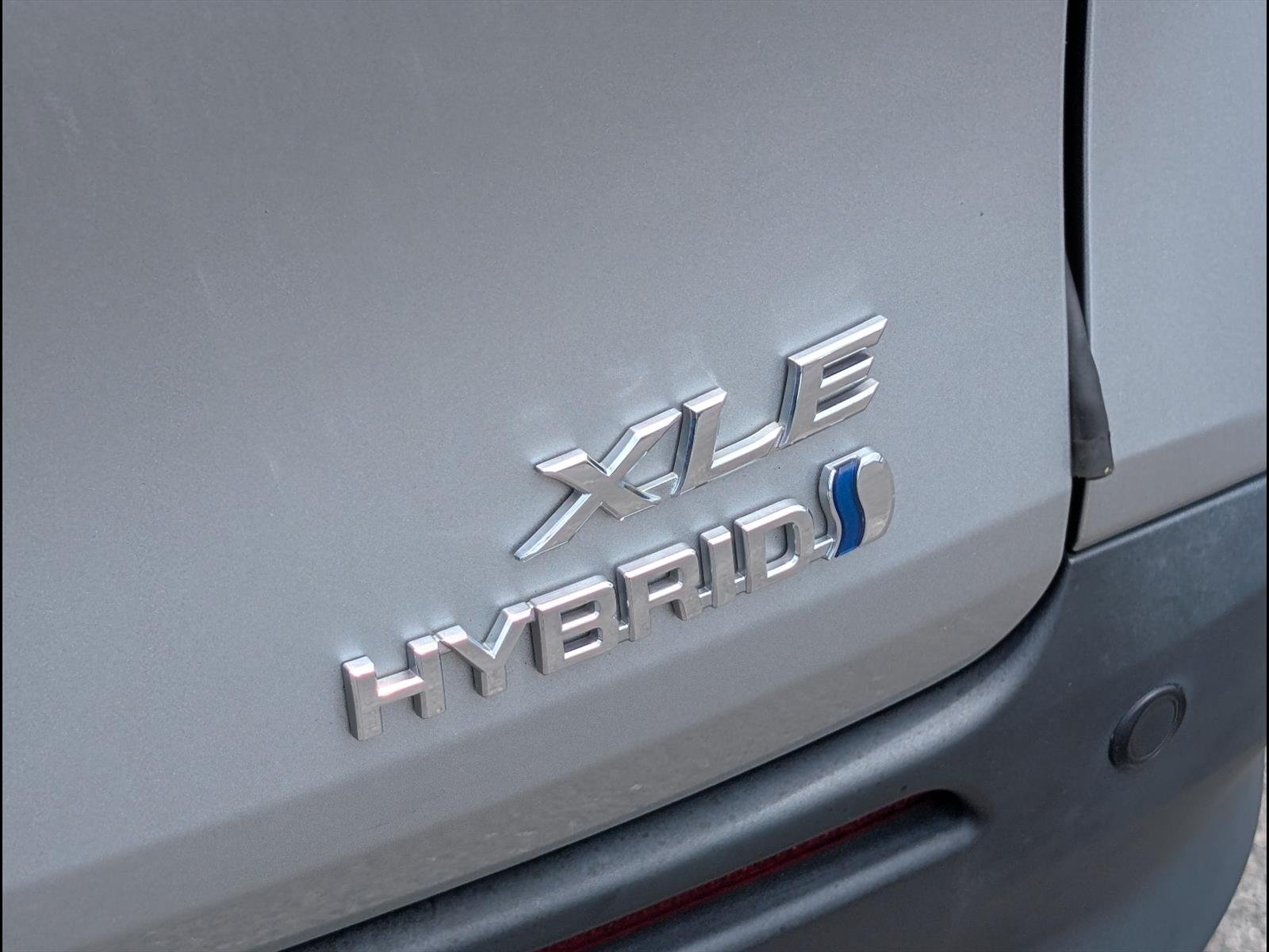 2022 Toyota Sienna XLE - Photo 8