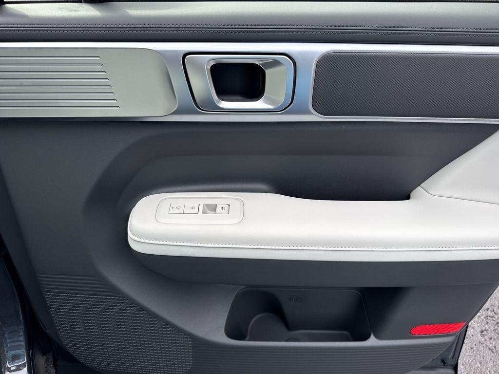 New 2026 Gray Hyundai SEL FWD image 14