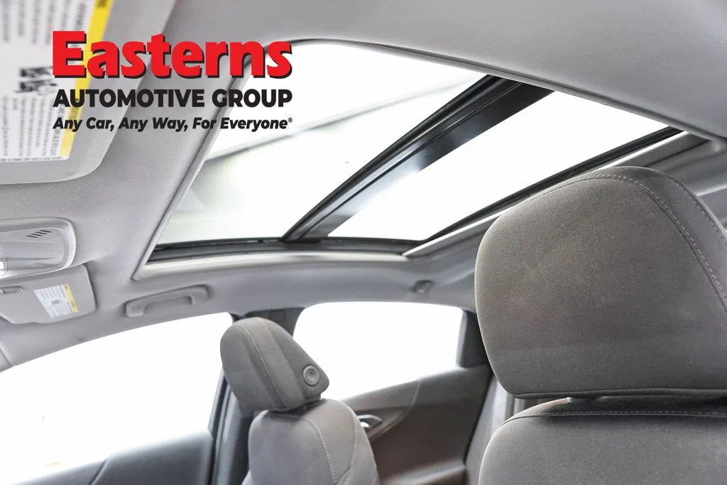 Used 2023 Gray Chevrolet LT image 34