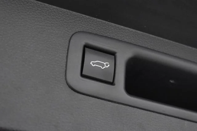2023 Toyota Highlander XLE - Photo 19