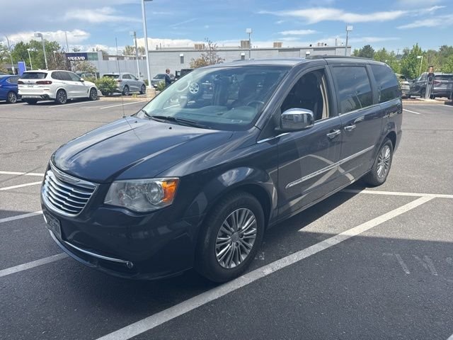 Used 2014 Chrysler Town & Country Touring-L with VIN 2C4RC1CG1ER107987 for sale in Lakewood, CO