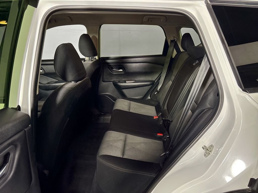 Used 2024 White Pearl Nissan SV image 19