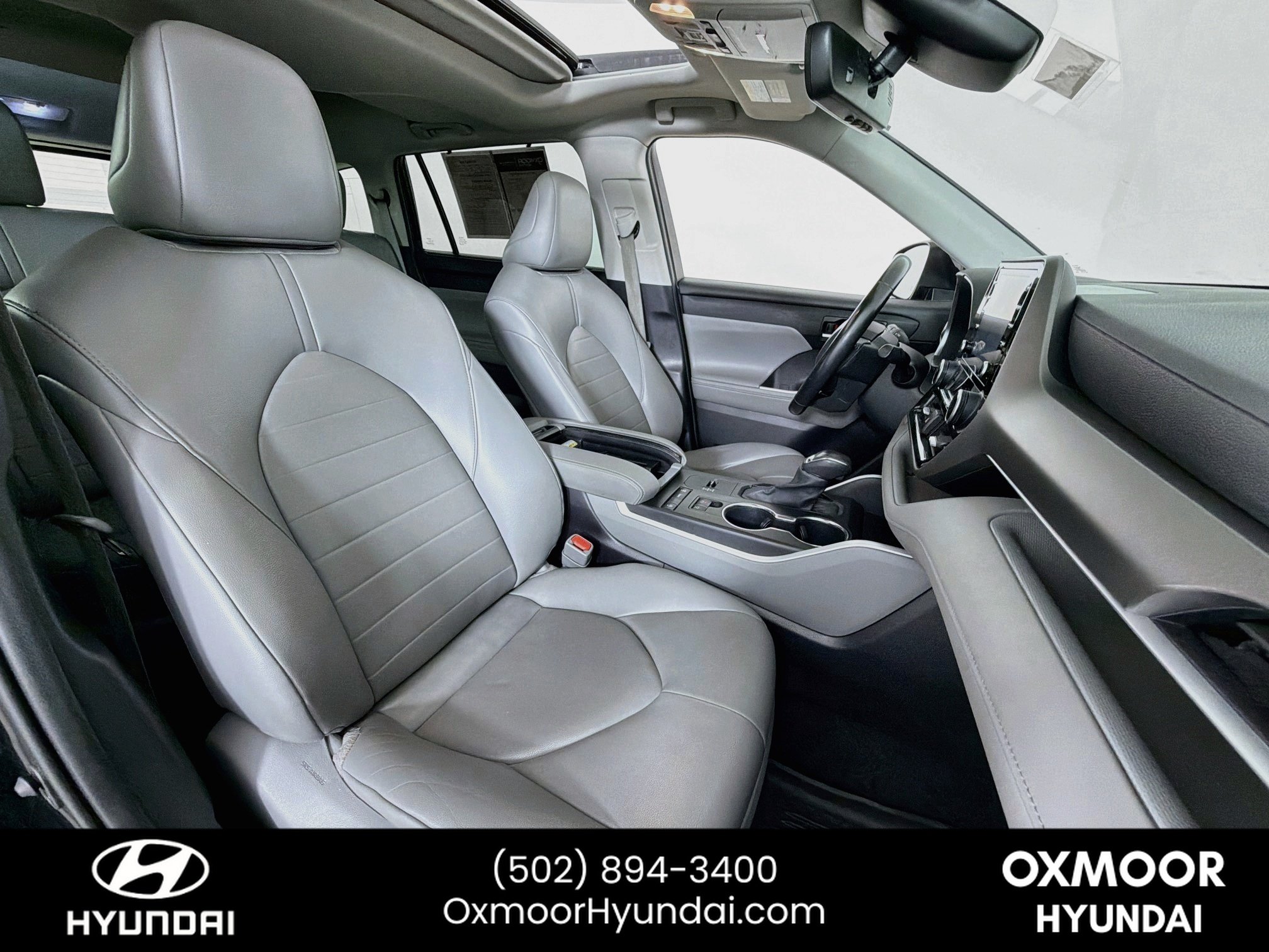 Used 2021 Midnight Black Metallic Toyota XLE image 30