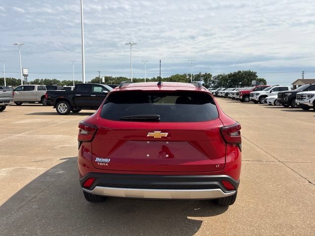 2026 Chevrolet Trax LT - Photo 4