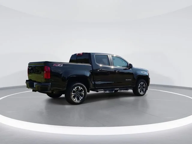 Used 2022 Black Chevrolet Z71 image 8