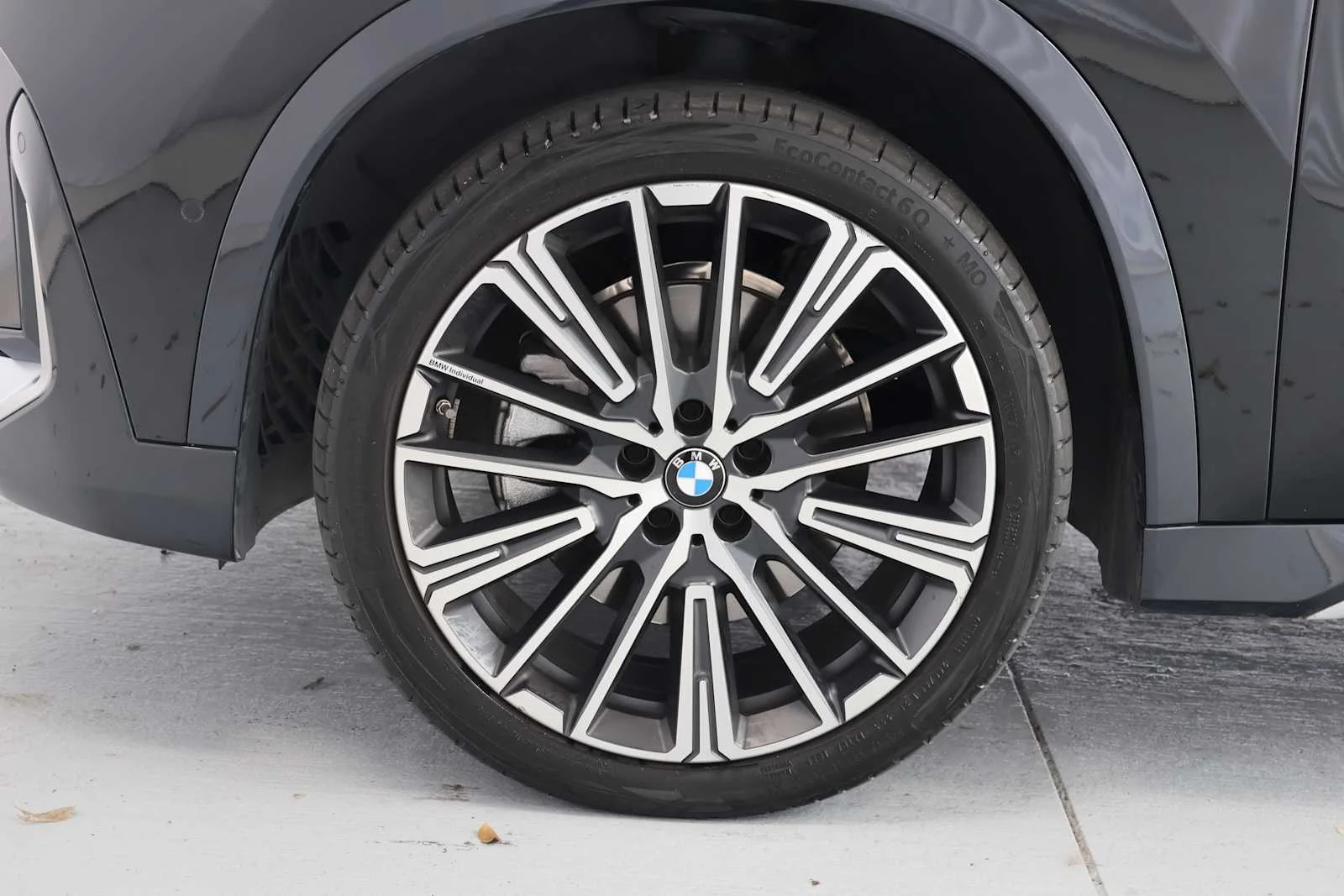 Certified Used 2024 Black Sapphire Metallic BMW xDrive28i image 12